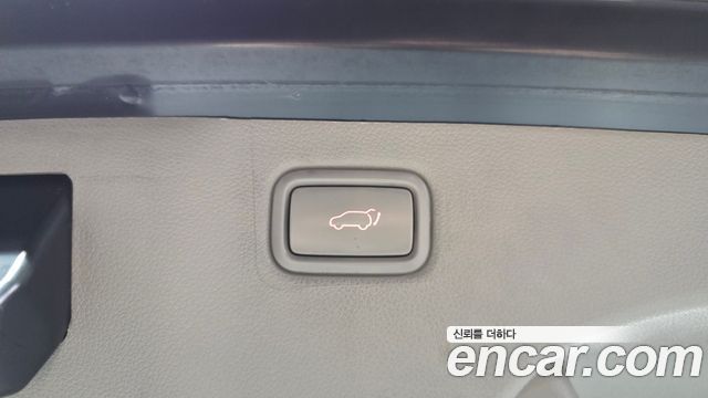 Kia Canival 2018 — photo 22