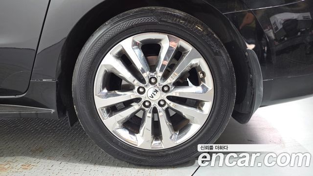 Kia Canival 2018 — photo 7