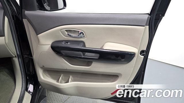 Kia Canival 2018 — photo 14