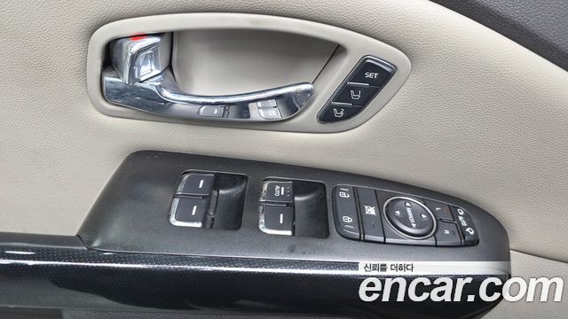 Kia Canival 2018 — photo 29