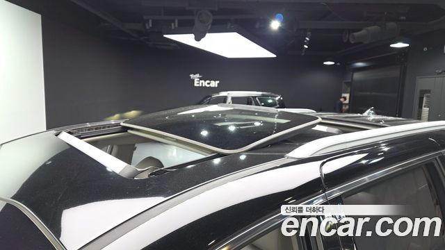 Kia Canival 2018 — photo 30