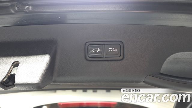 Kia Canival 2021 — photo 19