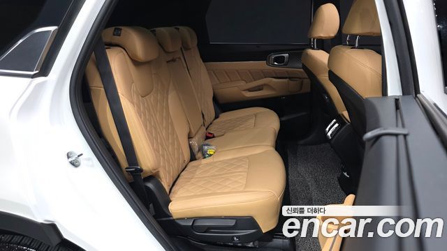 Kia Sorento 2023 — photo 18