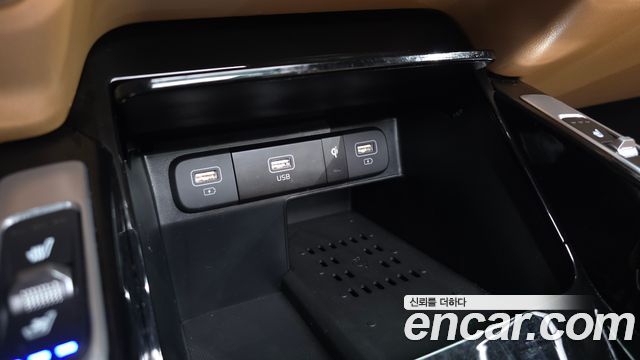 Kia Sorento 2023 — photo 29