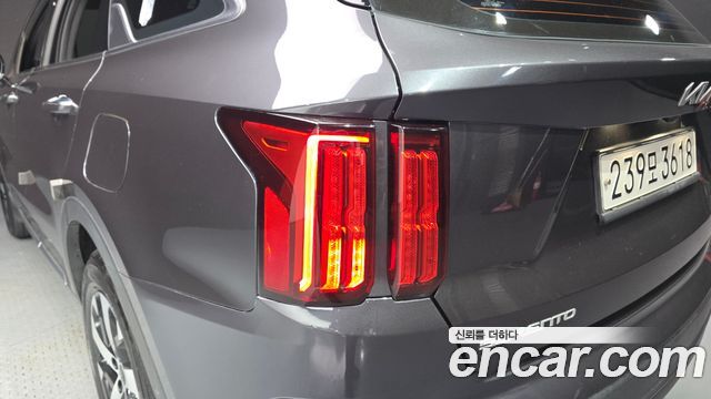 Kia Sorento 2023 — photo 9