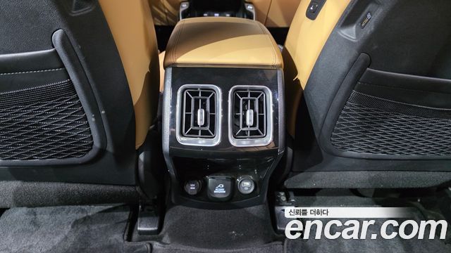 Kia Sorento 2023 — photo 35