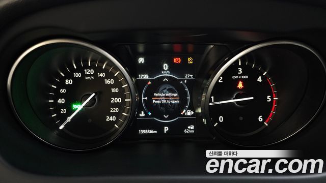 Land Rover Discovery Sport 2018 — photo 11