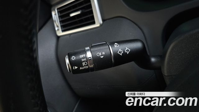 Land Rover Discovery Sport 2018 — photo 25