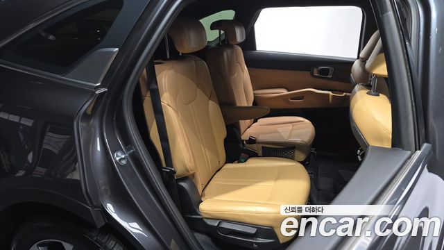 Kia Sorento 2022 — photo 18