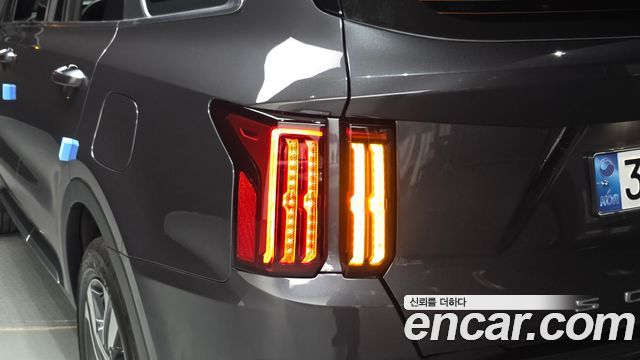 Kia Sorento 2022 — photo 9