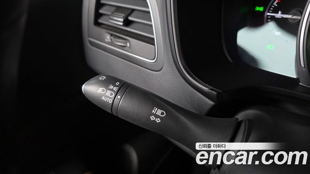 Renault Korea QM6 2025 — photo 31