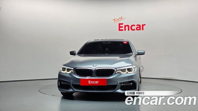 BMW 5-Series 2018 — photo 3