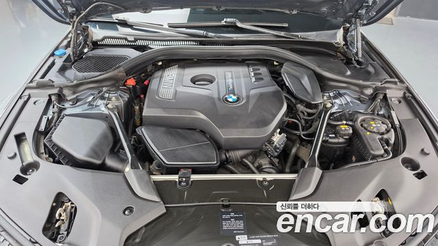 BMW 5-Series 2018 — photo 6