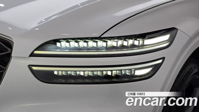 Genesis GV70 2025 — photo 8