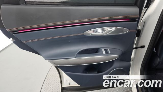 Genesis GV70 2025 — photo 15