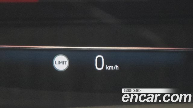BMW 7-Series 2024 — photo 24