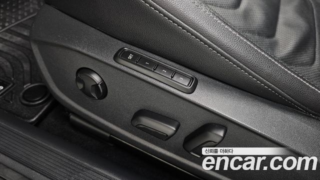 Volkswagen Jetta 2021 — photo 31