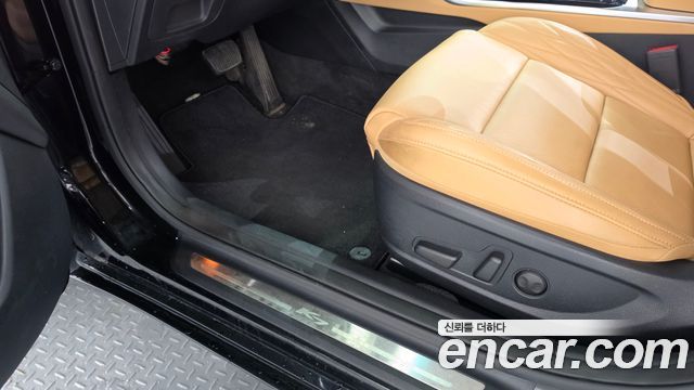 Kia K7 2020 — photo 23