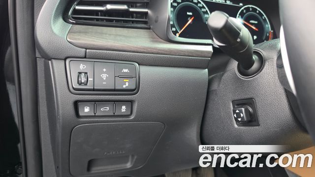 Kia K7 2020 — photo 27