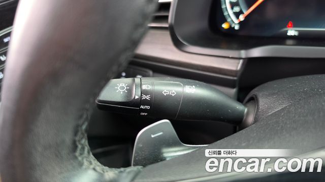 Kia K7 2020 — photo 28