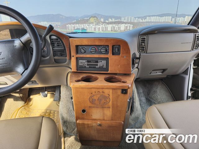 Chevrolet Astro Van 1996 — photo 11