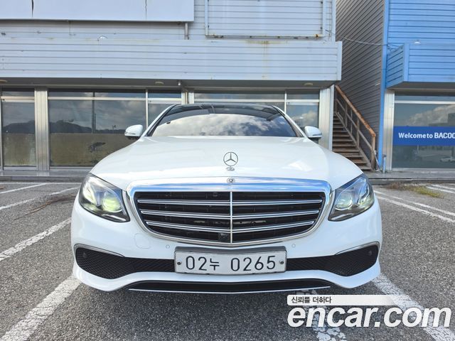 Mercedes-Benz E-Class 2017 — photo 2