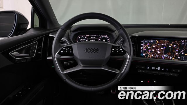 Audi Q4 e-tron 2022 — photo 19