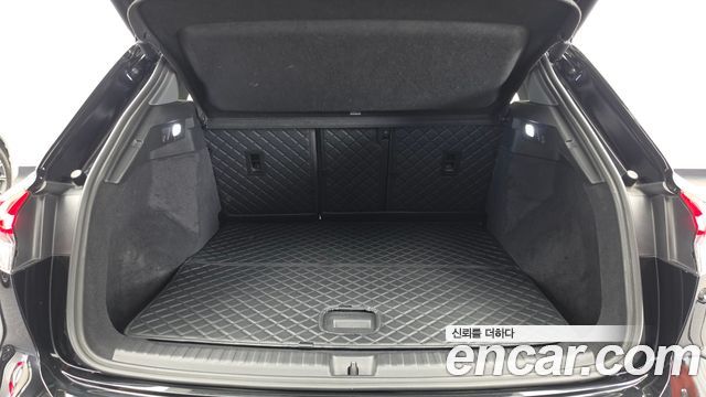 Audi Q4 e-tron 2022 — photo 26