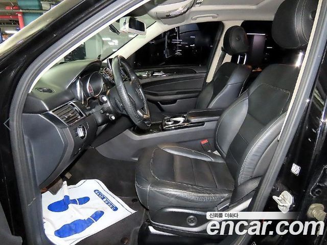 Mercedes-Benz GLE-Class 2016 — photo 6
