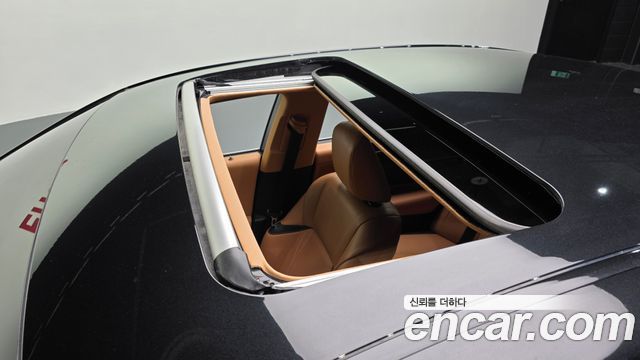 Lexus ES 2023 — photo 32