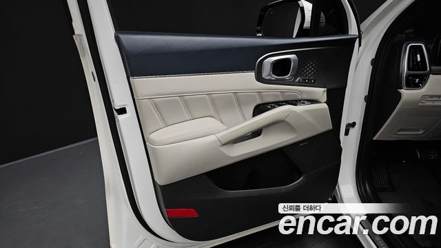 Kia Sorento 2022 — photo 14