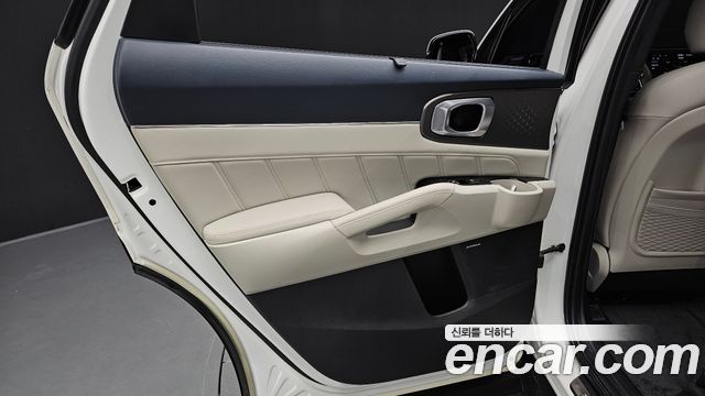 Kia Sorento 2022 — photo 15