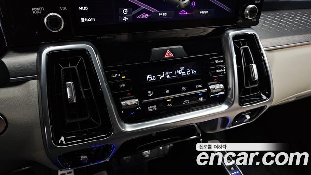 Kia Sorento 2022 — photo 31