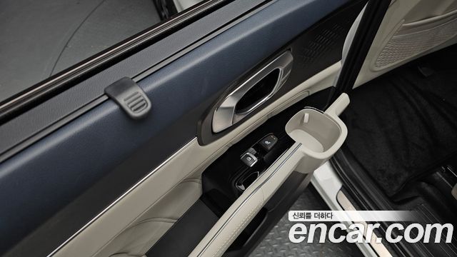 Kia Sorento 2022 — photo 36