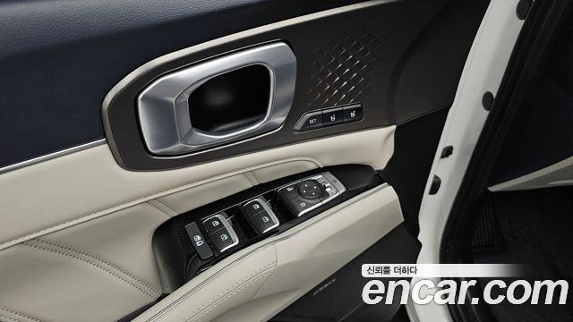 Kia Sorento 2022 — photo 37