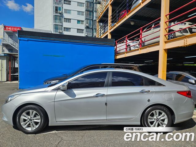 Hyundai Sonata 2012 — photo 3
