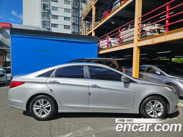 Hyundai Sonata 2012 — photo 7