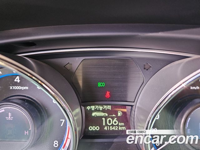 Hyundai Sonata 2012 — photo 16