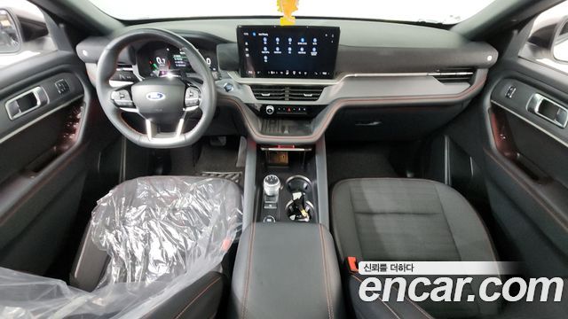 Ford Explorer 2025 — photo 10
