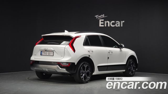 Kia Niro 2024 — photo 2