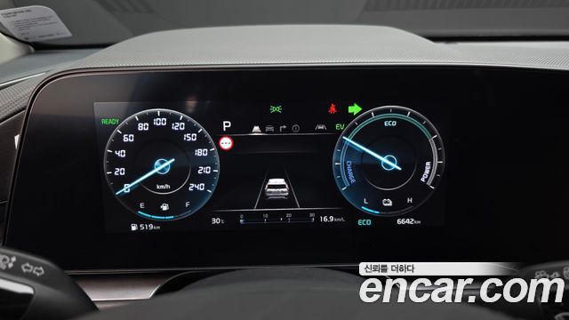 Kia Niro 2024 — photo 11