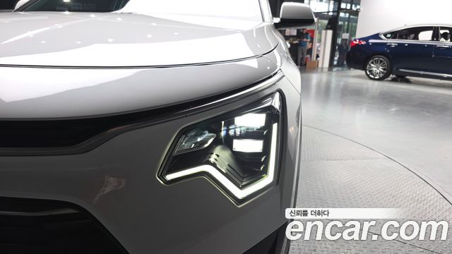 Kia Niro 2024 — photo 8