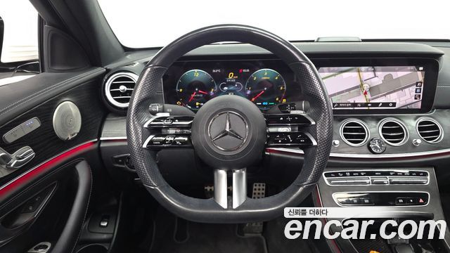 Mercedes-Benz E-Class 2022 — photo 19