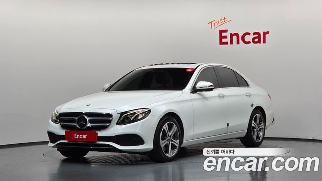 Mercedes-Benz E-Class 2017 — photo 1