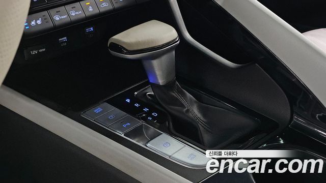 Hyundai AVANTE 2021 — photo 9