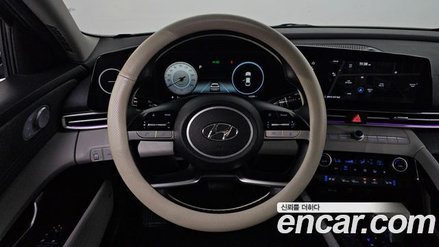 Hyundai AVANTE 2021 — photo 13