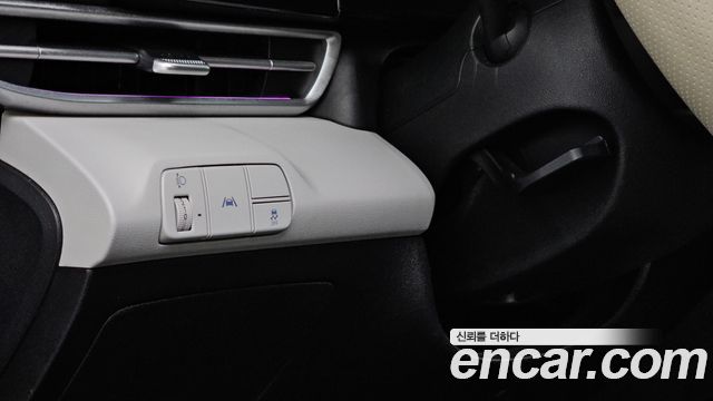 Hyundai AVANTE 2021 — photo 19