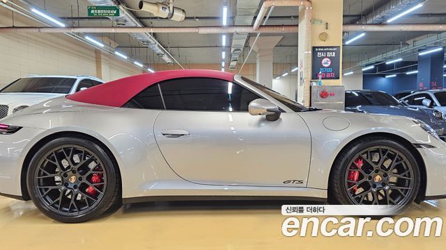 Porsche 911 2025 — photo 20