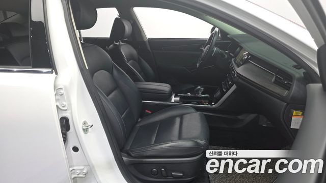 Kia K7 2020 — photo 11