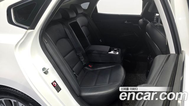 Kia K7 2020 — photo 12